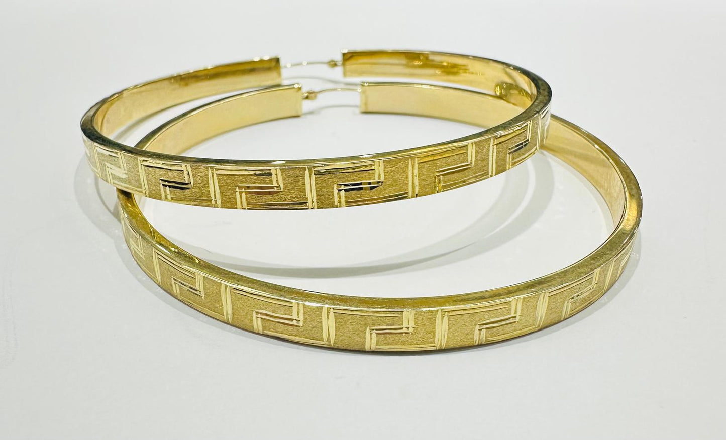 10K GOLD ROUND SHAPED HOOP EARRINGS, WEIGHT: 6.4gm