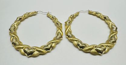 10K GOLD ROUND HEART SHAPED HOOP EARRINGS, WEIGHT: 15.3gm