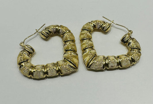 10K YELLOW GOLD HEART SHAPED HOOP EARRINGS, WEIGHT: 5.3gm