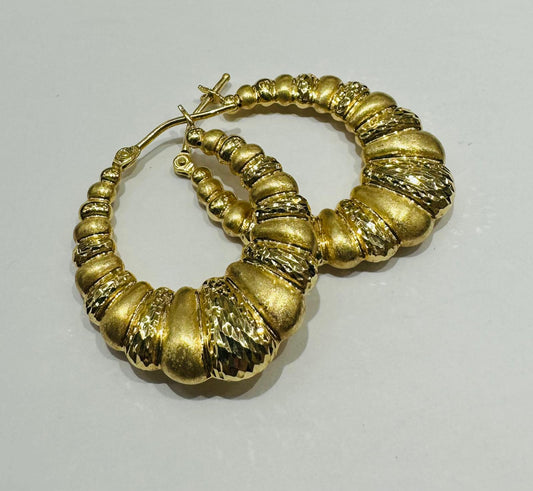 10K TWO TONED YELLOW GOLD SHRIMP HOOP EARRINGS, WEIGHT: 4.8gm