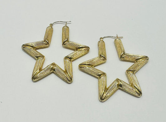 10K GOLD STAR SHAPED HOOP EARRINGS, WEIGHT: 7.6gm