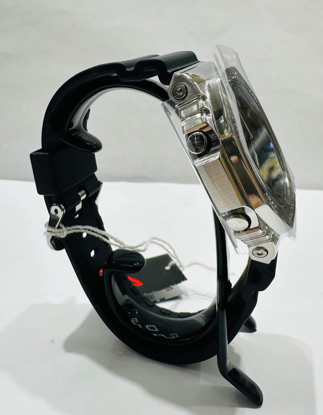 CASIO G-SHOCK GM2100RW-1A