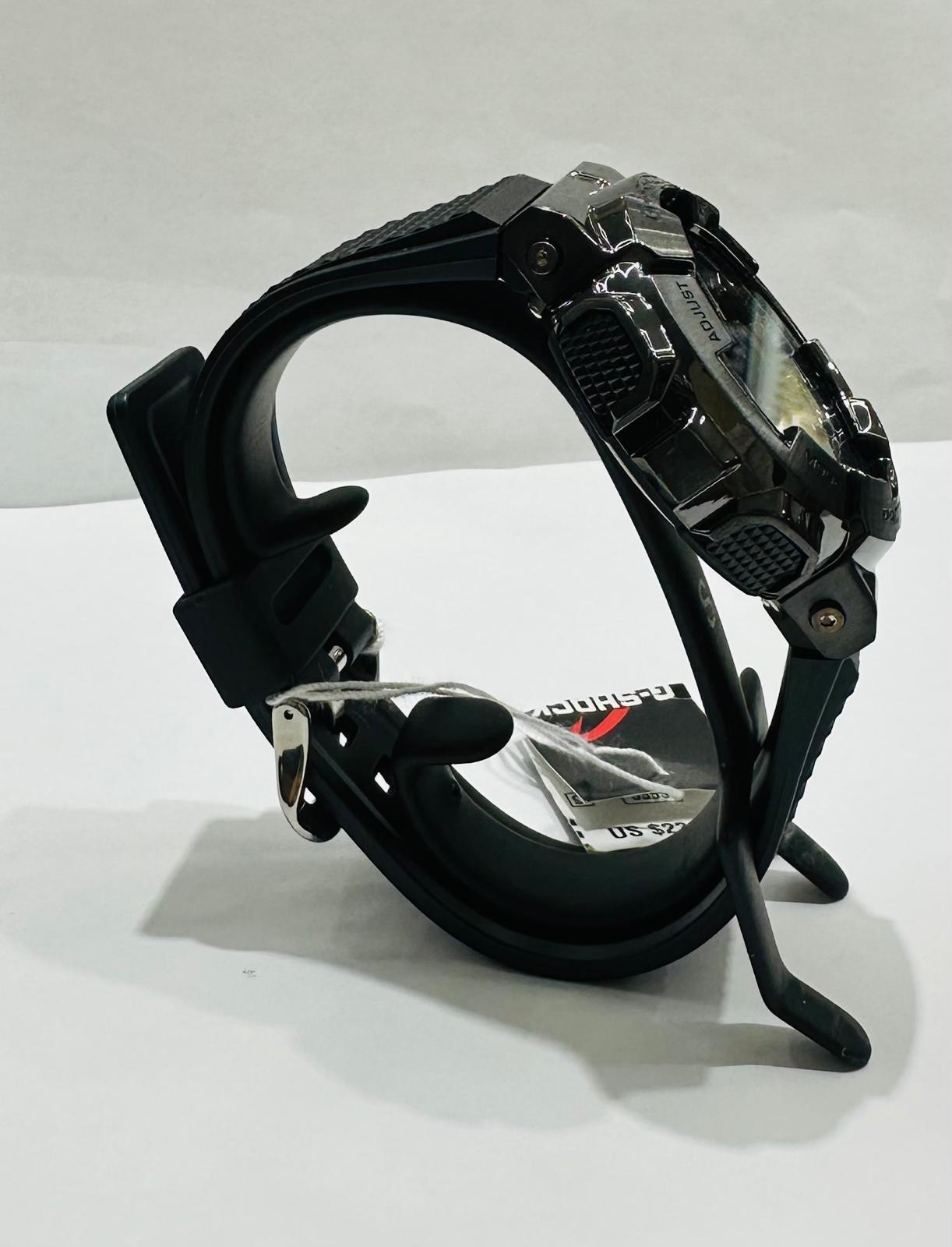CASIO G-SHOCK GM110BB-1A