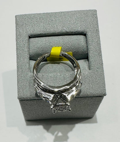 10K WHITE GOLD RING WITH NATURAL DIAMONDS 0.95CT, 4.7gm