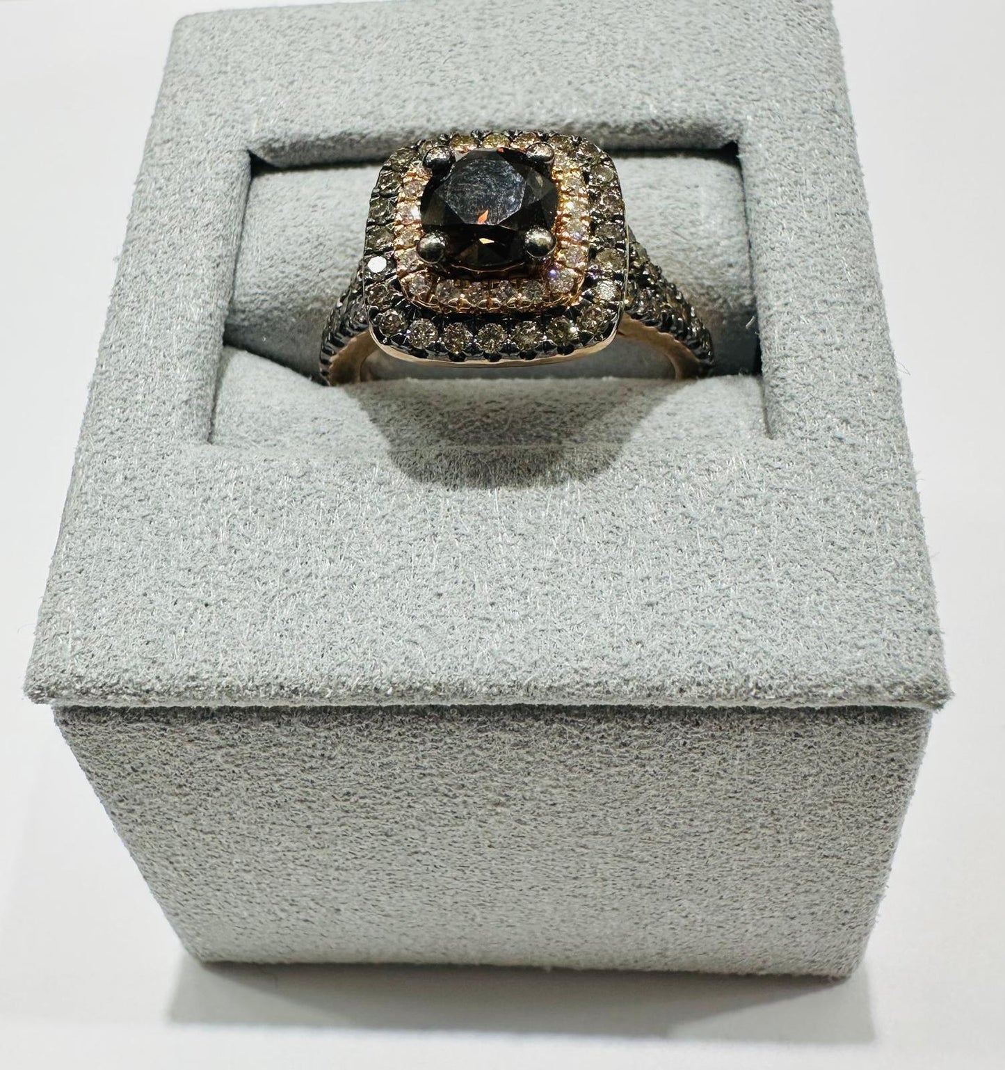 14K ROSE GOLD WHITE & CHOCOLATE NATURAL DIAMONDS RING 6.2gm