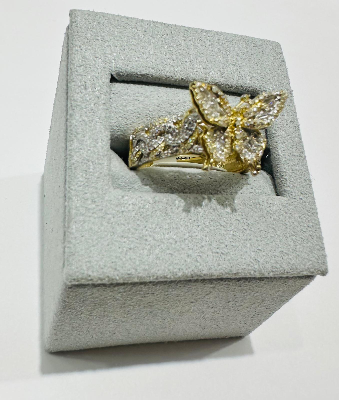 10K GOLD BUTTERFLY NATURAL DIAMONDS RING 4.5gm