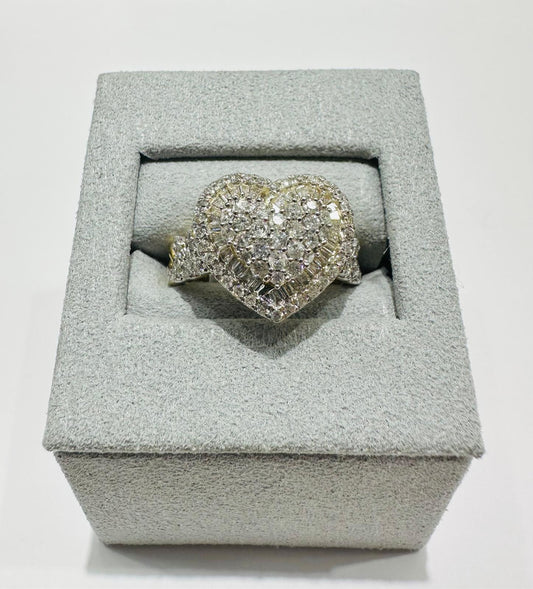 10K GOLD HEART NATURAL DIAMONDS RING 1.05CT, 6.2gm
