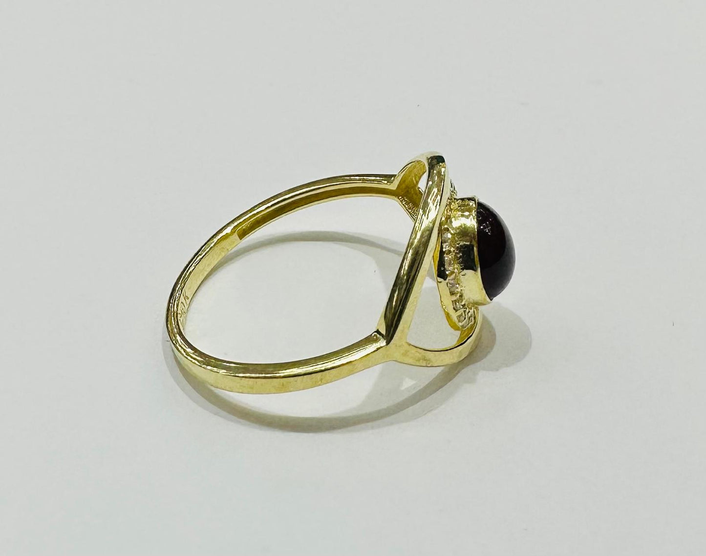10K GOLD EVIL EYE RED CZ RING, WEIGHT: 1.8gm