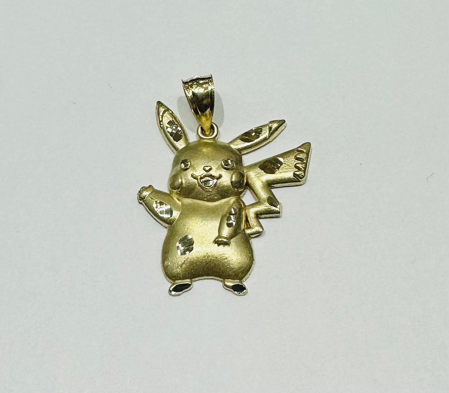 10K GOLD POKEMON PIKACHU PENDANT,  WEIGHT: 1.7gm