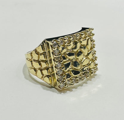10K GOLD NUGGET RING WITH CZ STONES, SIZE: 6.2,  WEIGHT: 3.9gm