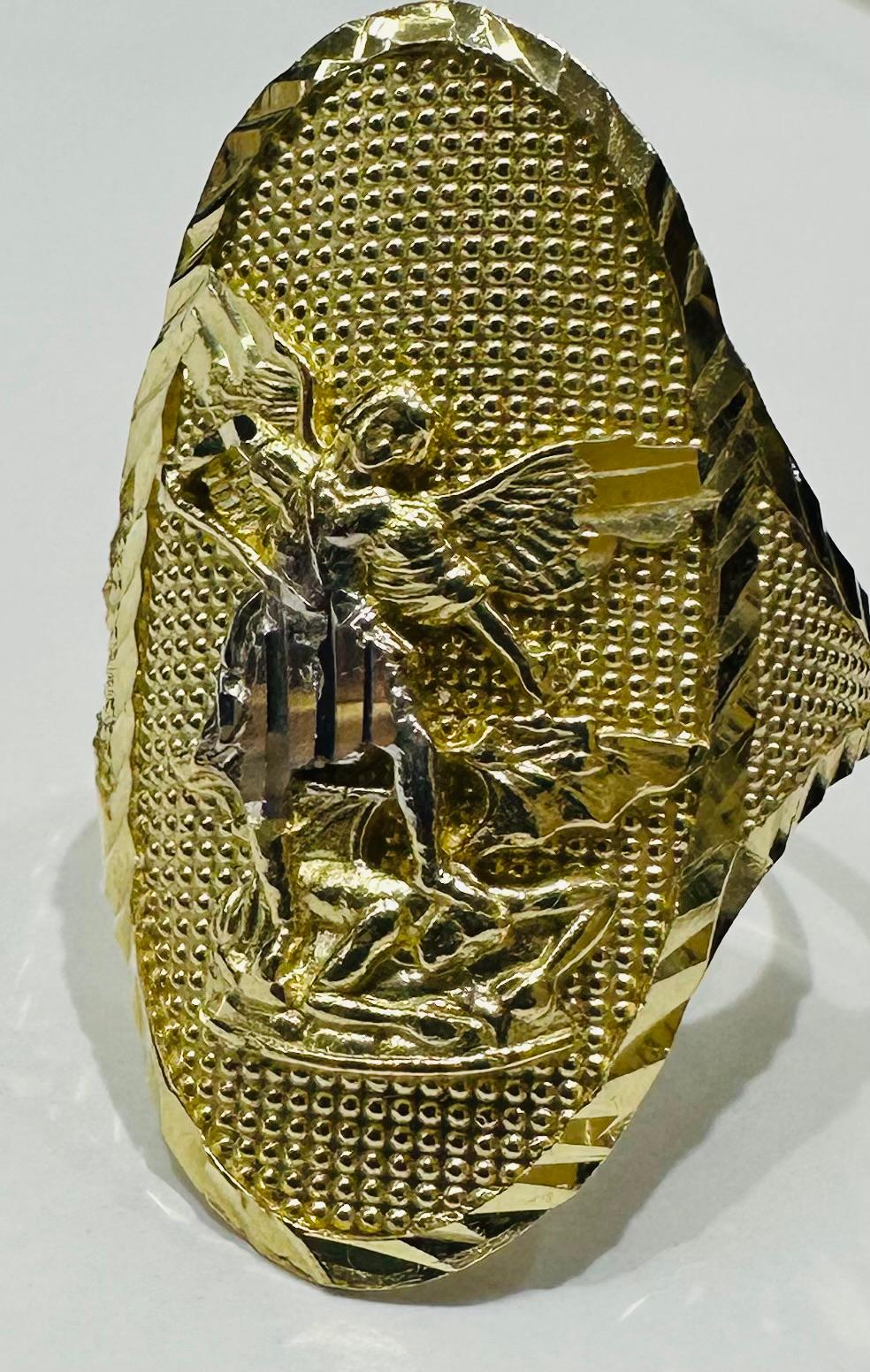 10K GOLD OVAL SAINT MICHAEL RING, SIZE: 8.0,  WEIGHT: 3.6gm