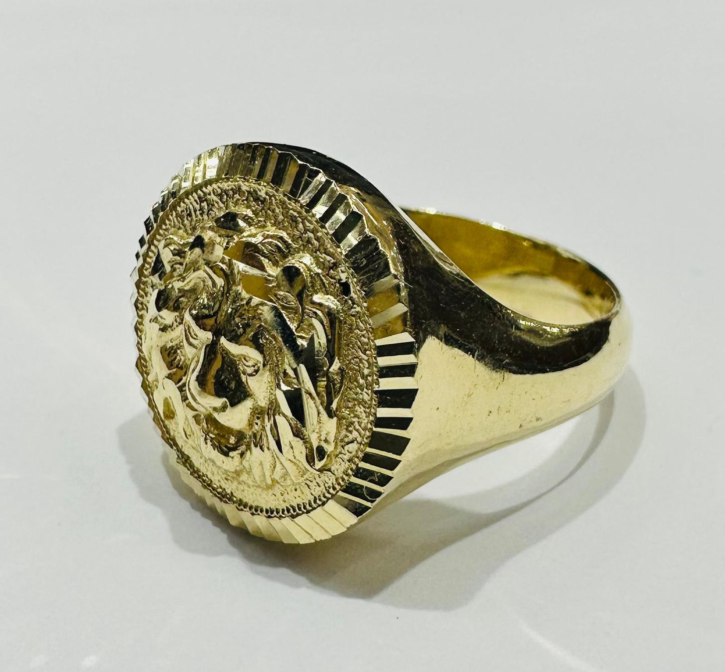 10K GOLD LION HEAD RING, SIZE: 7.8,  WEIGHT: 7.3gm