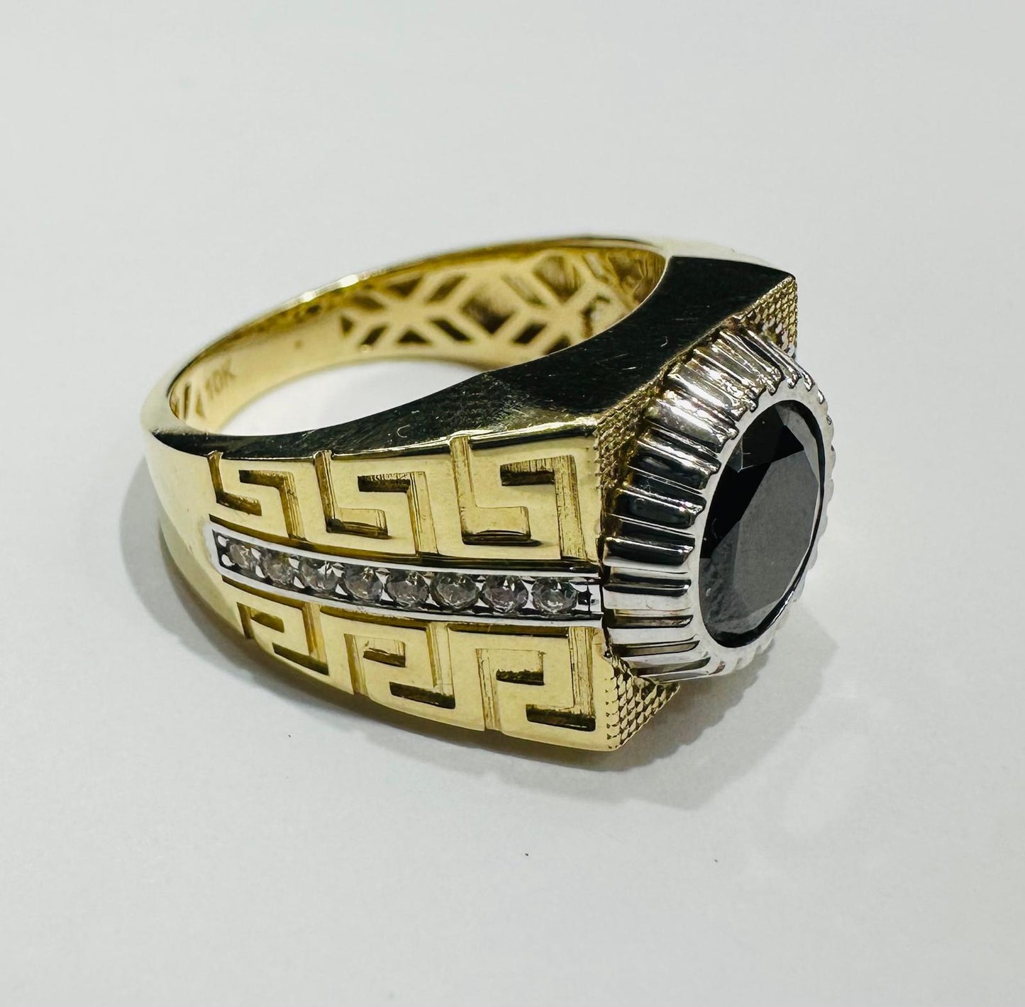 10K GOLD MEN'S RING WITH CZ STONE, SIZE: 10.0,  WEIGHT: 6.4gm