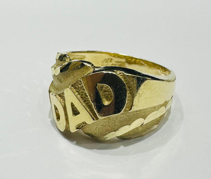 10K GOLD "DAD" RING, SIZE: 10.0,  WEIGHT: 8.3gm