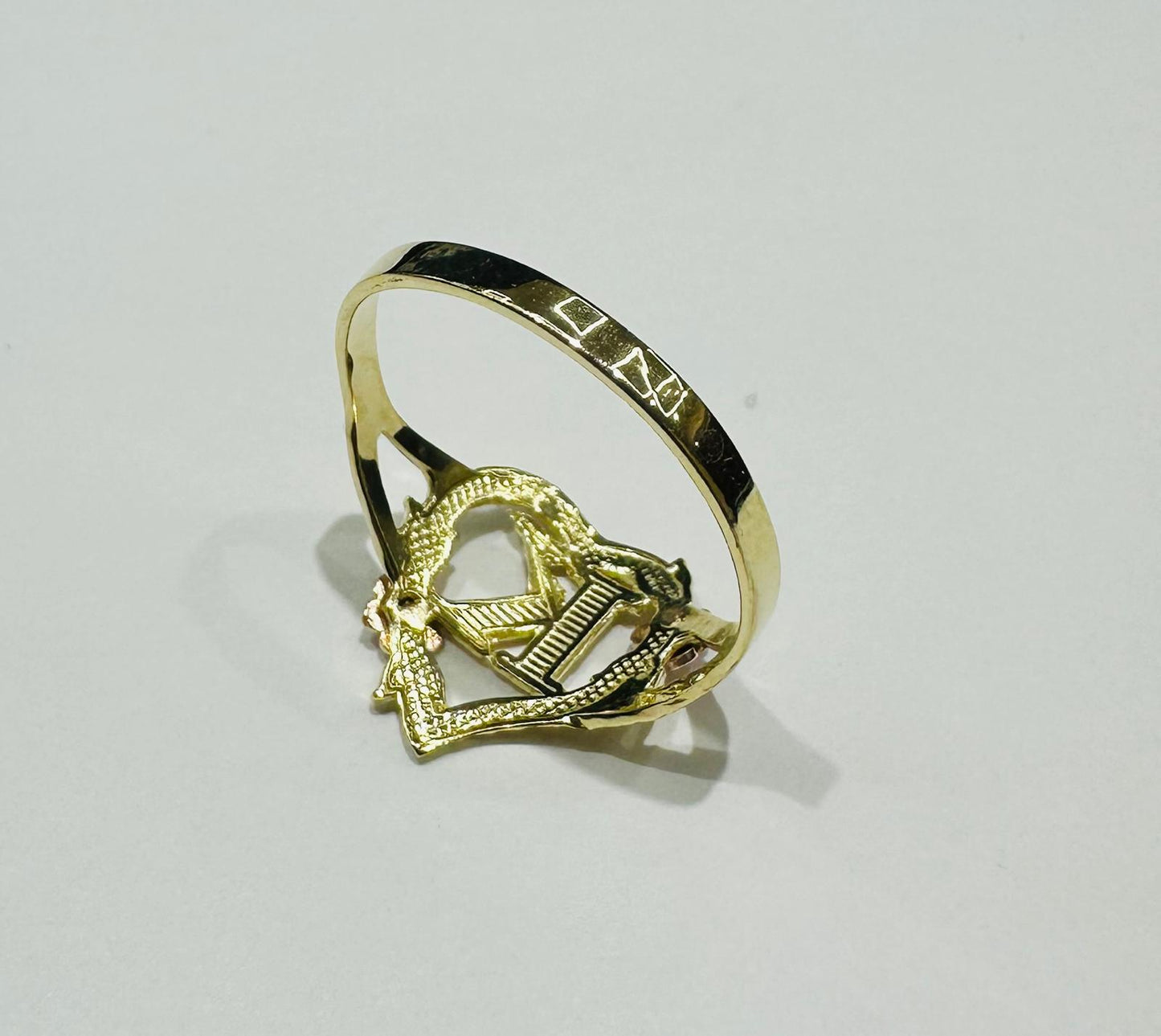 10K GOLD INITIAL "K" RING, SIZE: 9.0,  WEIGHT: 1.8gm