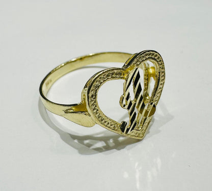 10K GOLD INITIAL "A" RING, SIZE: 7.9,  WEIGHT: 1.7gm