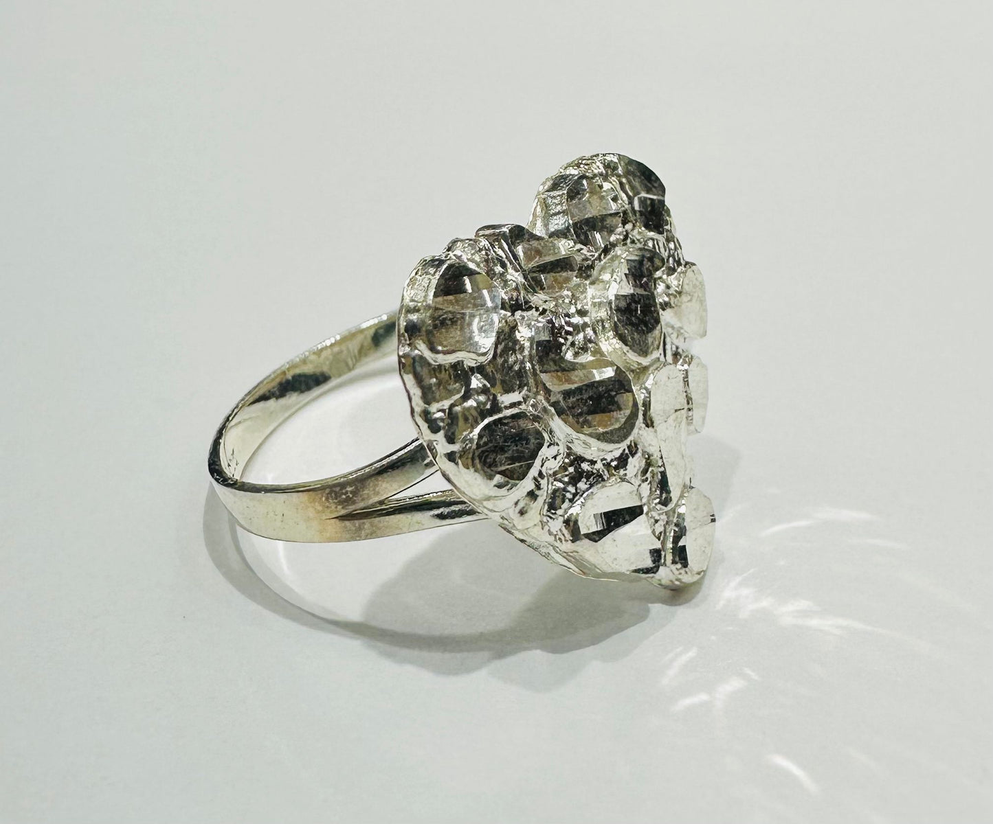 SILVER HEART RING, SIZE: 7.2,  WEIGHT: 2.2gm