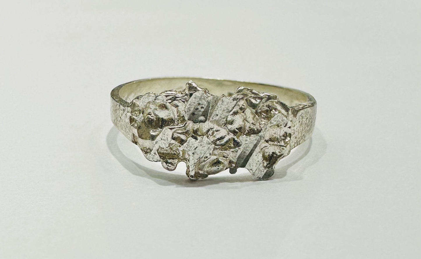 SILVER RING, SIZE: 4.5,  WEIGHT: 1.8gm
