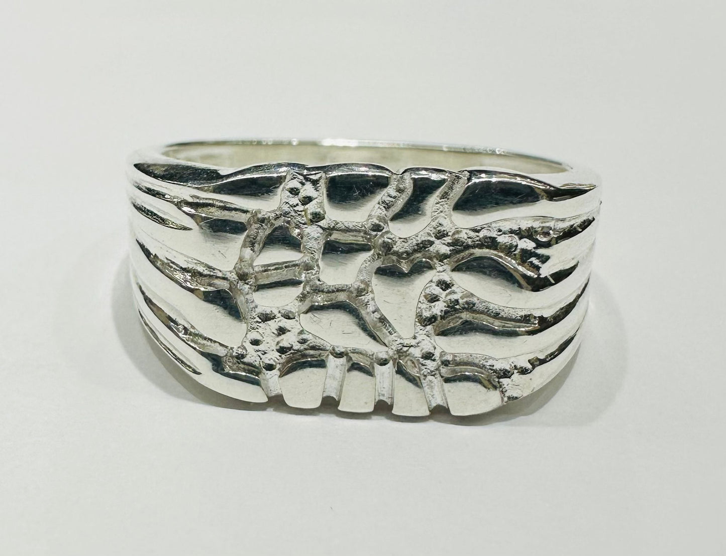 SILVER NUGGET RING, SIZE: 10.5,  WEIGHT: 6.0gm