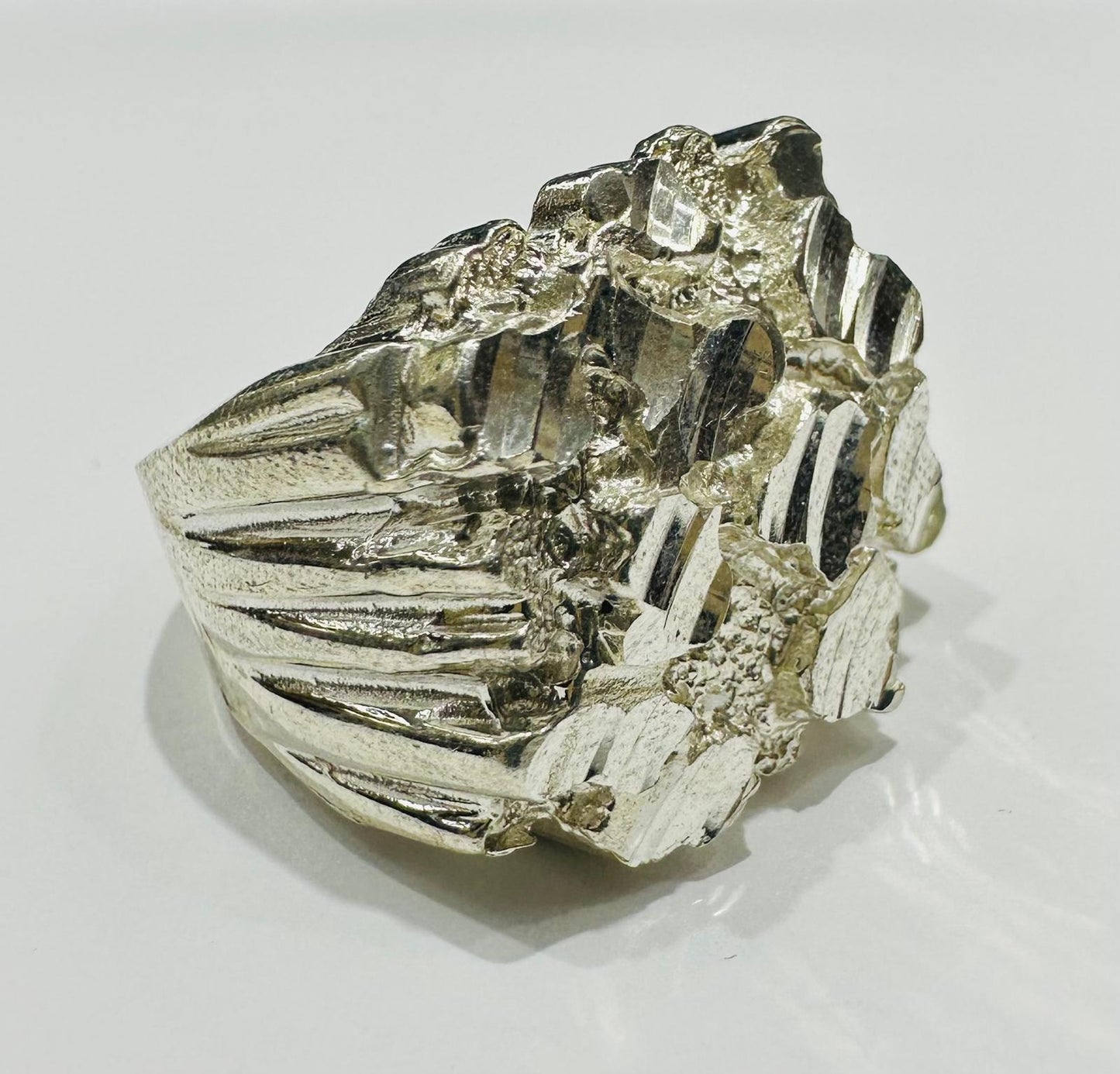SILVER NUGGET RING, SIZE: 11.5,  WEIGHT: 15.3gm