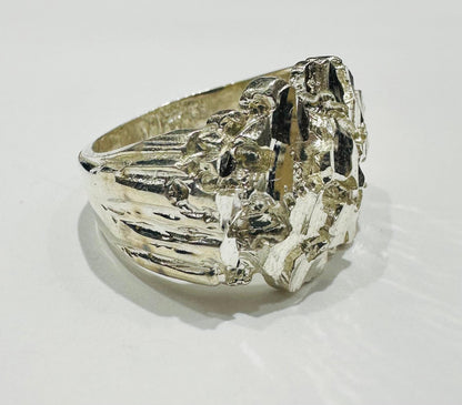 SILVER NUGGET RING, SIZE: 10.5  WEIGHT: 11.8gm
