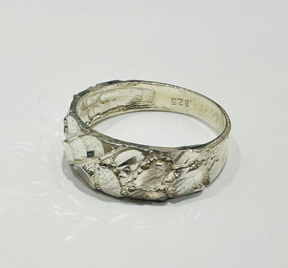 SILVER NUGGET RING, SIZE: 8.2 WEIGHT: 2.9gm