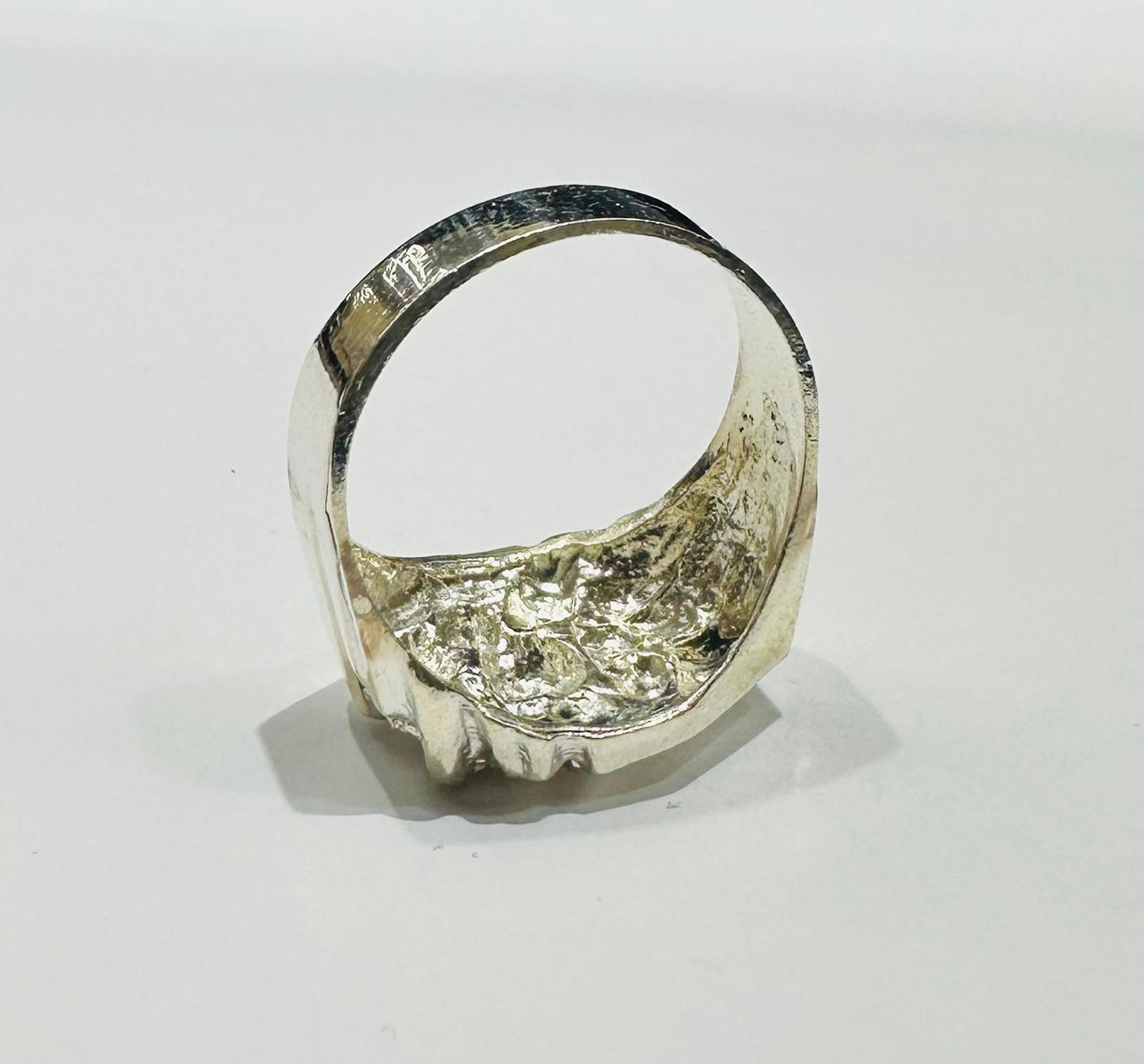 SILVER NUGGET RING, SIZE: 9.5 WEIGHT: 5.7gm