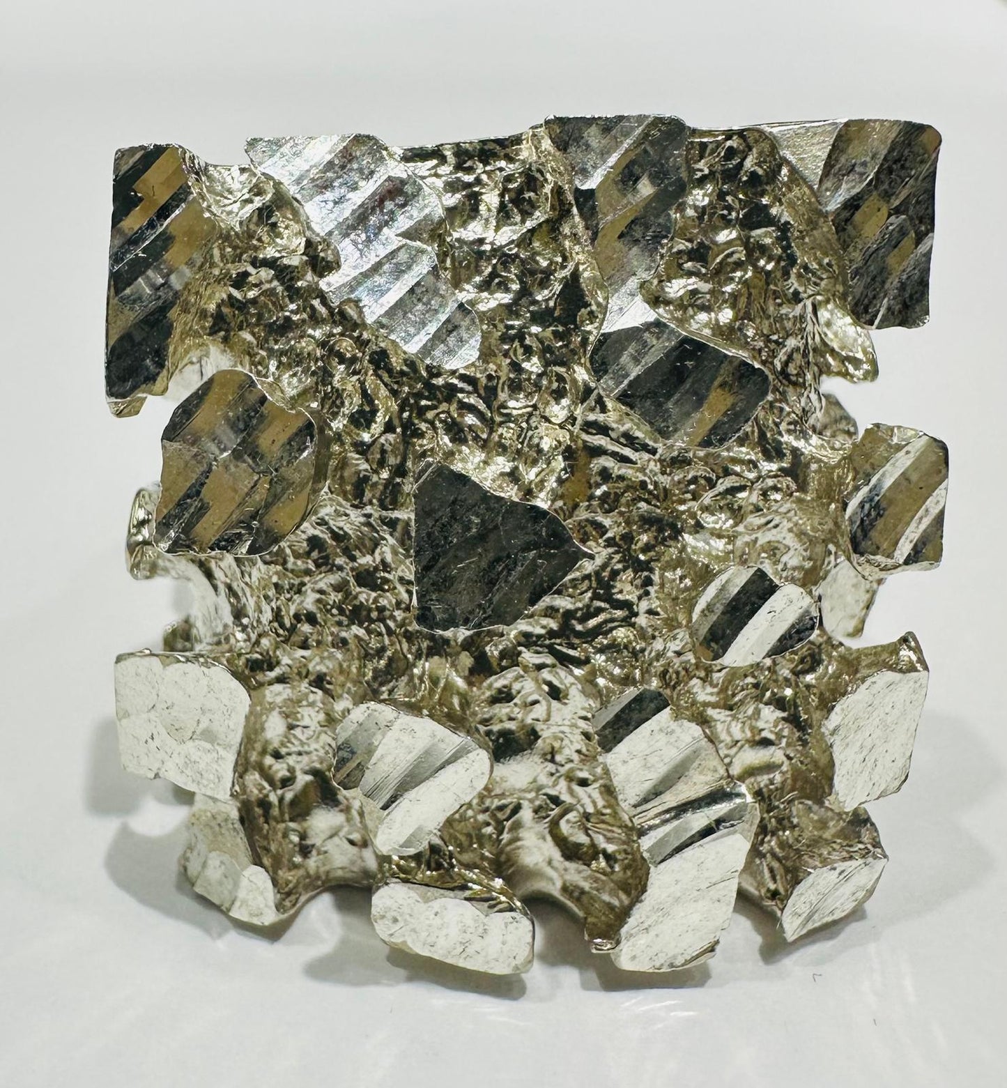 SILVER NUGGET RING, SIZE: 13.4  WEIGHT: 22.5gm