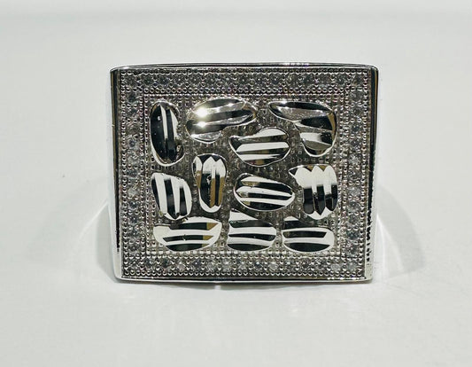 SILVER NUGGET RING WITH CZ STONES, SIZE: 11.5  WEIGHT: 11.0gm