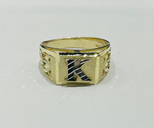 10K GOLD INITIAL LETTER RING "K"  SIZE: 8.0 WEIGHT: 2.7gm