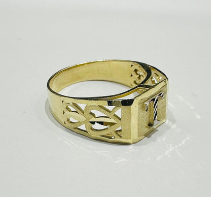 10K GOLD INITIAL LETTER RING "T"  SIZE: 8.0  WEIGHT: 2.8gm
