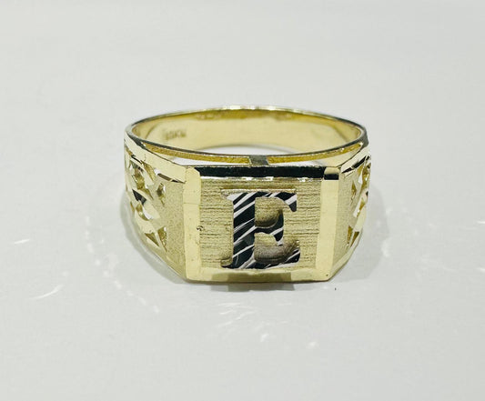 10K GOLD INITIAL LETTER RING "E"  SIZE: 8.0 WEIGHT: 2.7gm