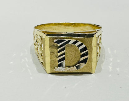 10K GOLD INITIAL LETTER RING "D"  SIZE: 10.0  WEIGHT: 3.6gm