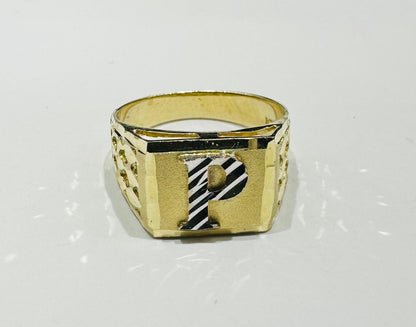 10K GOLD INITIAL LETTER RING "P"  SIZE: 10.0  WEIGHT: 4.5gm