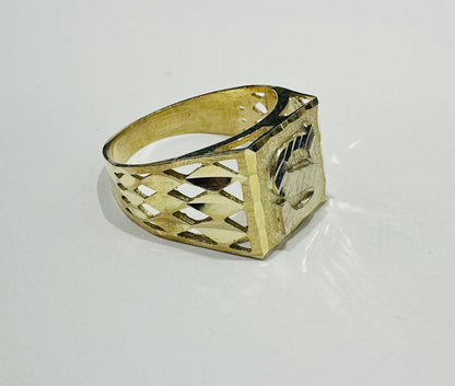 10K GOLD INITIAL LETTER RING "S"  SIZE: 9.0  WEIGHT: 4.0gm