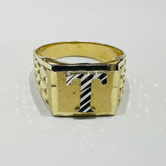 10K GOLD INITIAL LETTER RING "S"  SIZE: 9.5  WEIGHT: 4.4gm