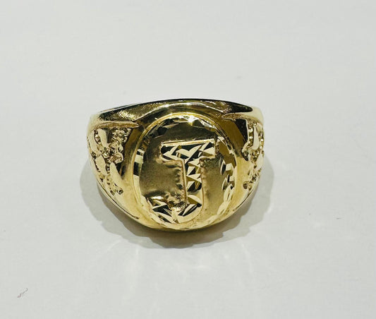 10K GOLD INITIAL LETTER RING "J"  SIZE: 10.0  WEIGHT: 6.9gm