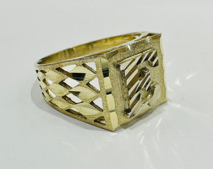 10K GOLD INITIAL LETTER RING "E"  SIZE: 9.2  WEIGHT: 2.8gm