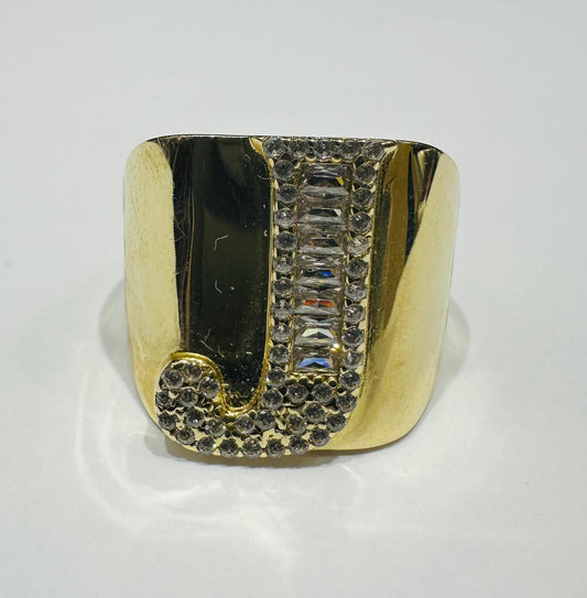 10K GOLD INITIAL LETTER "J" RING WITH CZ STONES-  SIZE: 8.0 WEIGHT: 4.3gm
