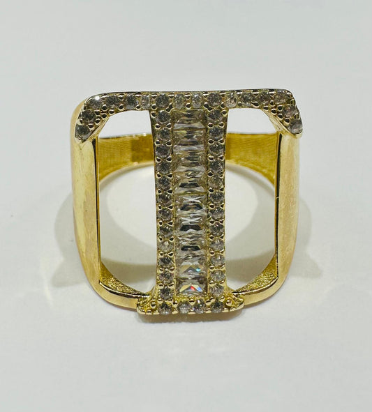 10K GOLD INITIAL LETTER "T" RING WITH CZ STONES-  SIZE: 7.6 WEIGHT: 4.0gm