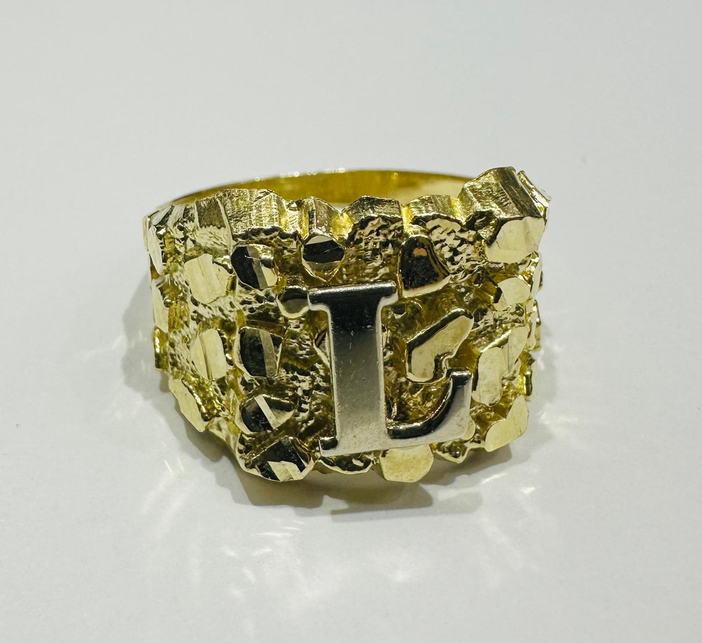 10K GOLD INITIAL LETTER "L" NUGGET RING - SIZE: 11.5 WEIGHT: 4.6gm