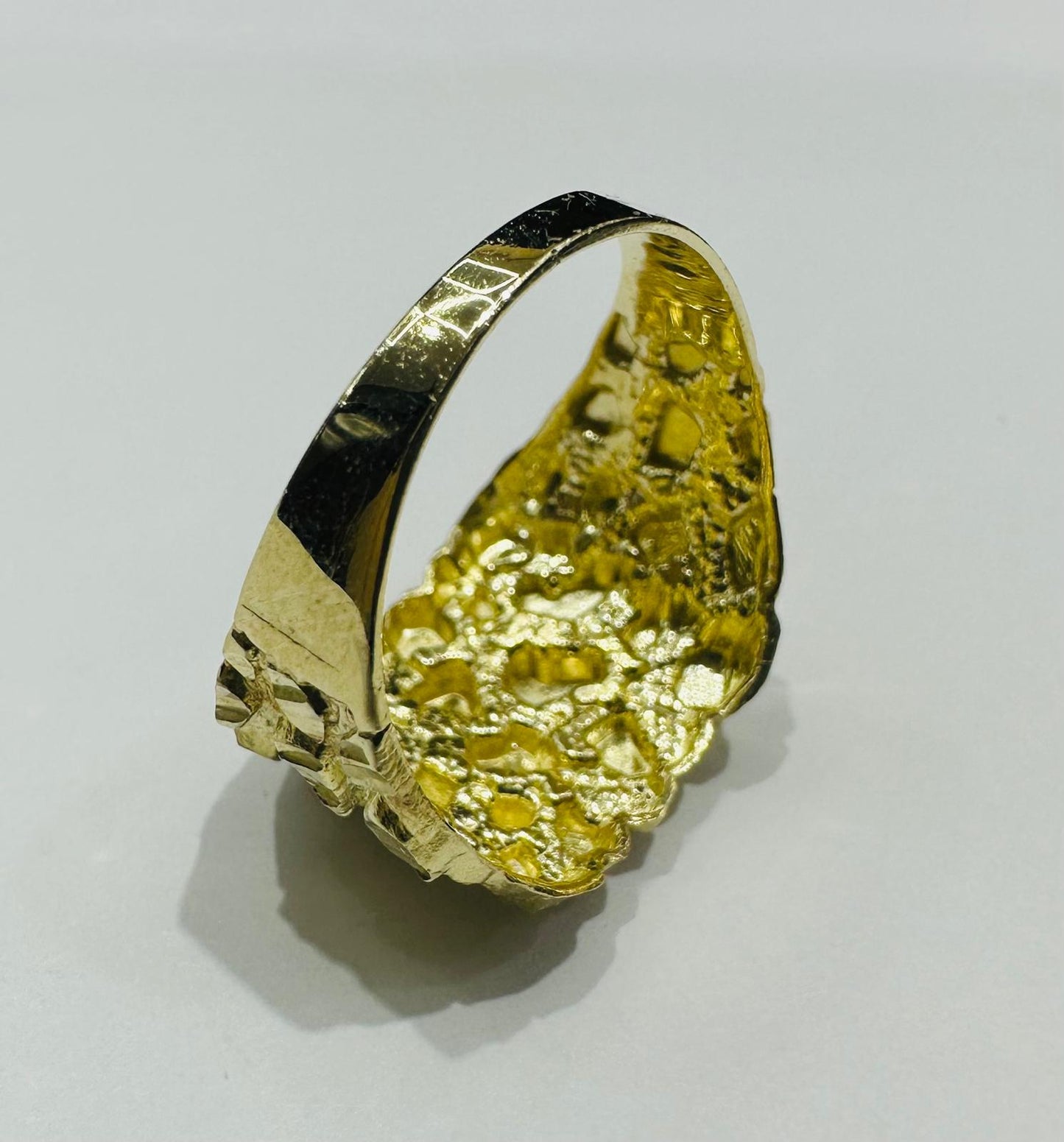 10K GOLD INITIAL LETTER "L" NUGGET RING - SIZE: 11.5 WEIGHT: 4.6gm