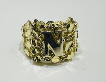 10K GOLD INITIAL LETTER "N" NUGGET RING - SIZE: 11.5 WEIGHT: 4.9gm