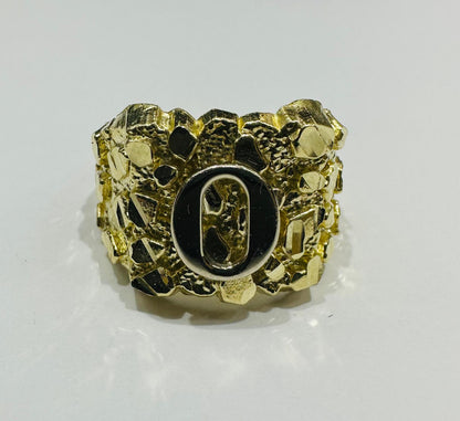 10K GOLD INITIAL LETTER "O" NUGGET RING - SIZE: 11.5 WEIGHT: 4.6gm