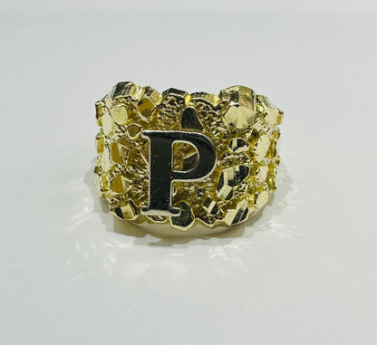 10K GOLD INITIAL LETTER "P" NUGGET RING - SIZE: 11.5 WEIGHT: 4.7gm