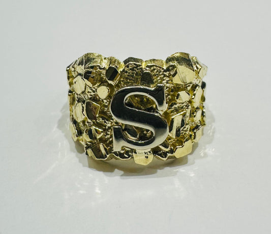 10K GOLD INITIAL LETTER "S" NUGGET RING - SIZE: 11.5 WEIGHT: 4.6gm