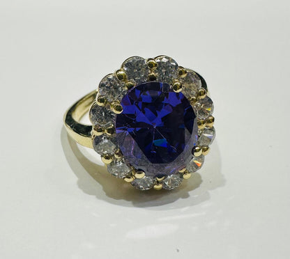 10K GOLD CZ STONE AMETHYST RING - SIZE: 6.8 WEIGHT: 5.5gm