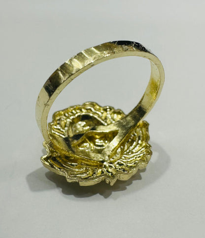 10K GOLD MEDUSA HEAD RING -SIZE: 7.0  WEIGHT:  3.3gm