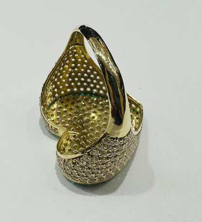 10K GOLD HEART CZ STONES RING -SIZE: 10.4  WEIGHT: 5.4gm