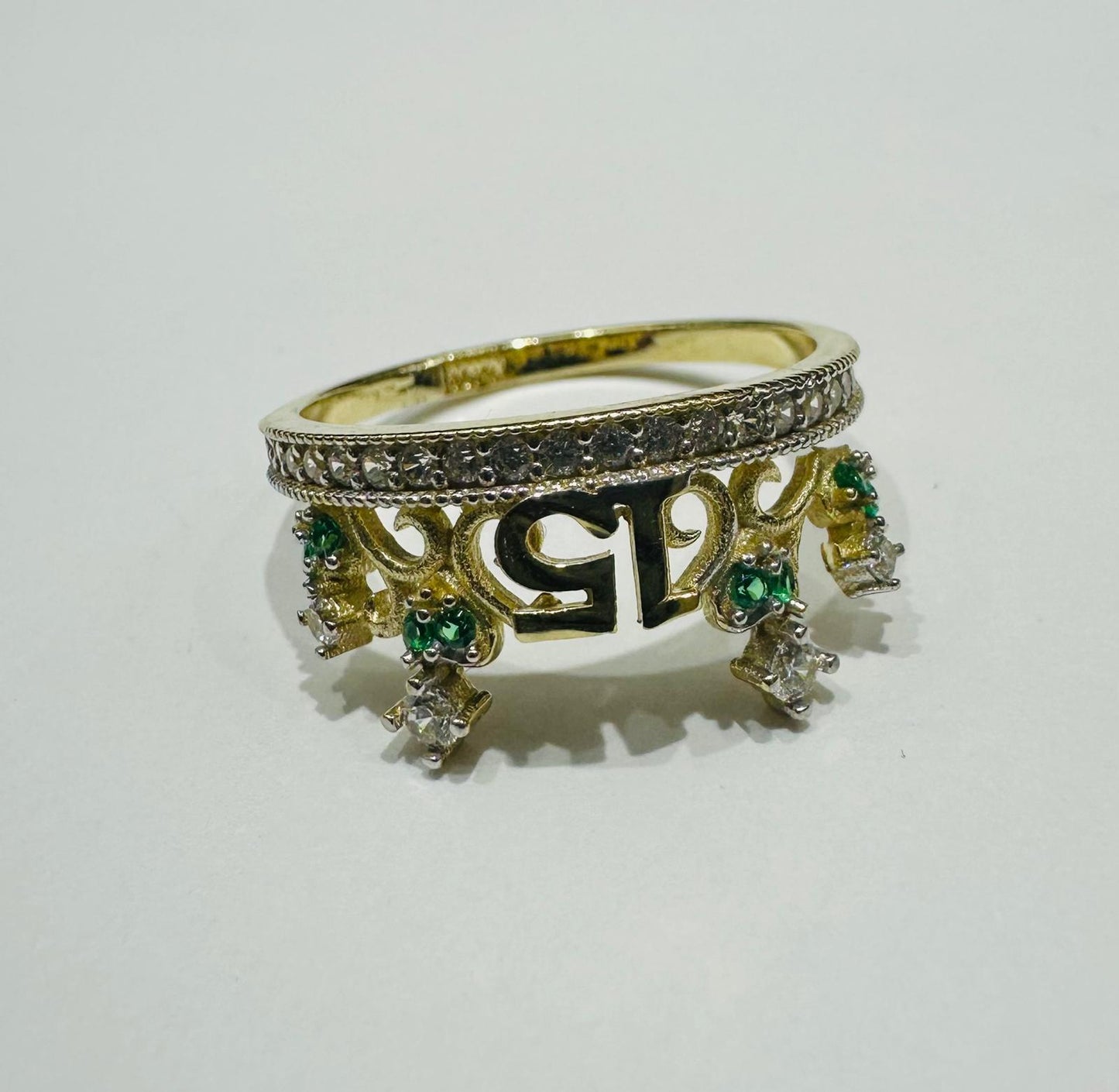 10K GOLD QUINCEANERA RING WITH CZ STONES -SIZE: 8.0 WEIGHT: 2.3gm